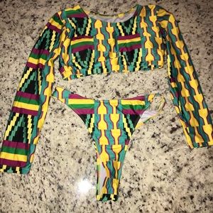 Swim Top w/ Built In Bra/Matching Thong 2 Piece